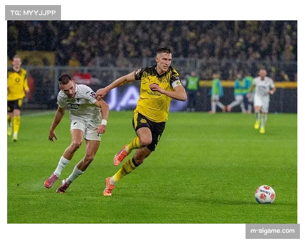 多特蒙德2-0霍芬海姆，施洛特贝克建功助球队稳居前四