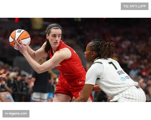 WNBA状元秀凯特琳·克拉克与印第安纳狂热队正式签约